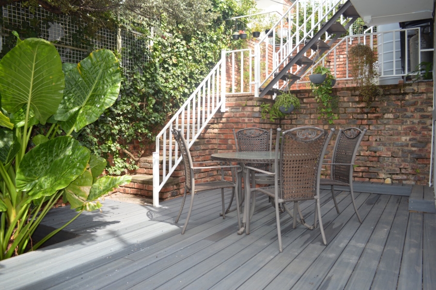 4 Bedroom Property for Sale in Wilkoppies North West